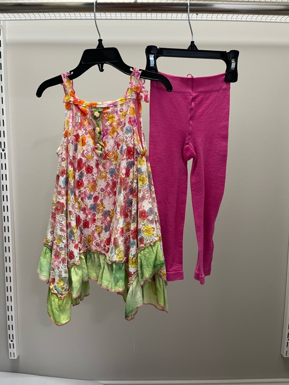 Little Mass Floral Lace Tunic with Bright Pink Leggings